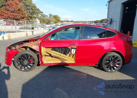 2022 Tesla Model Y Performance Dual Motor All-Wheel Drive from USA, damaged, VIN 7SAYGDEF8NF529968